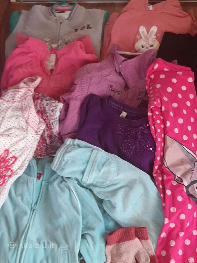 Rūbelių miksas, striukė, sporto apranga, pirštinės