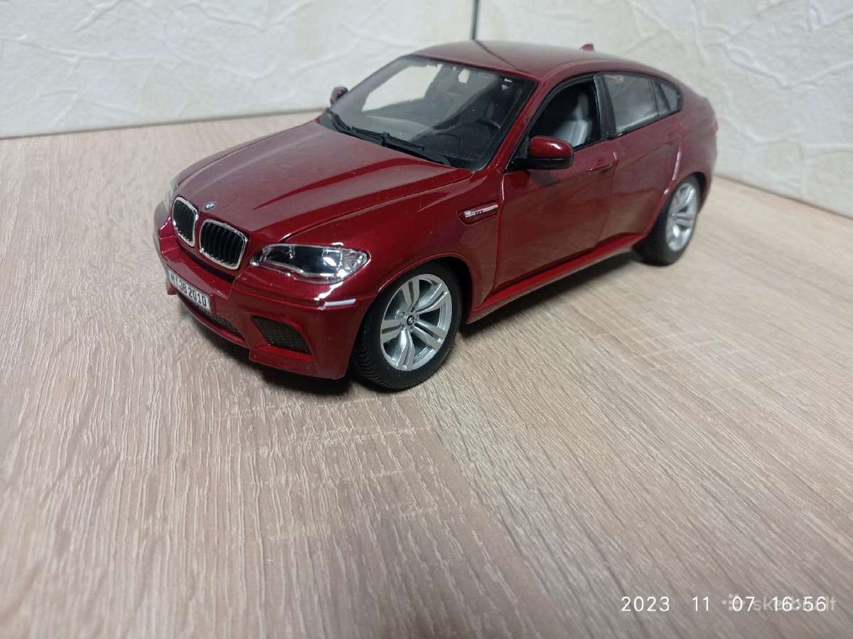 Bmw x6 1:18