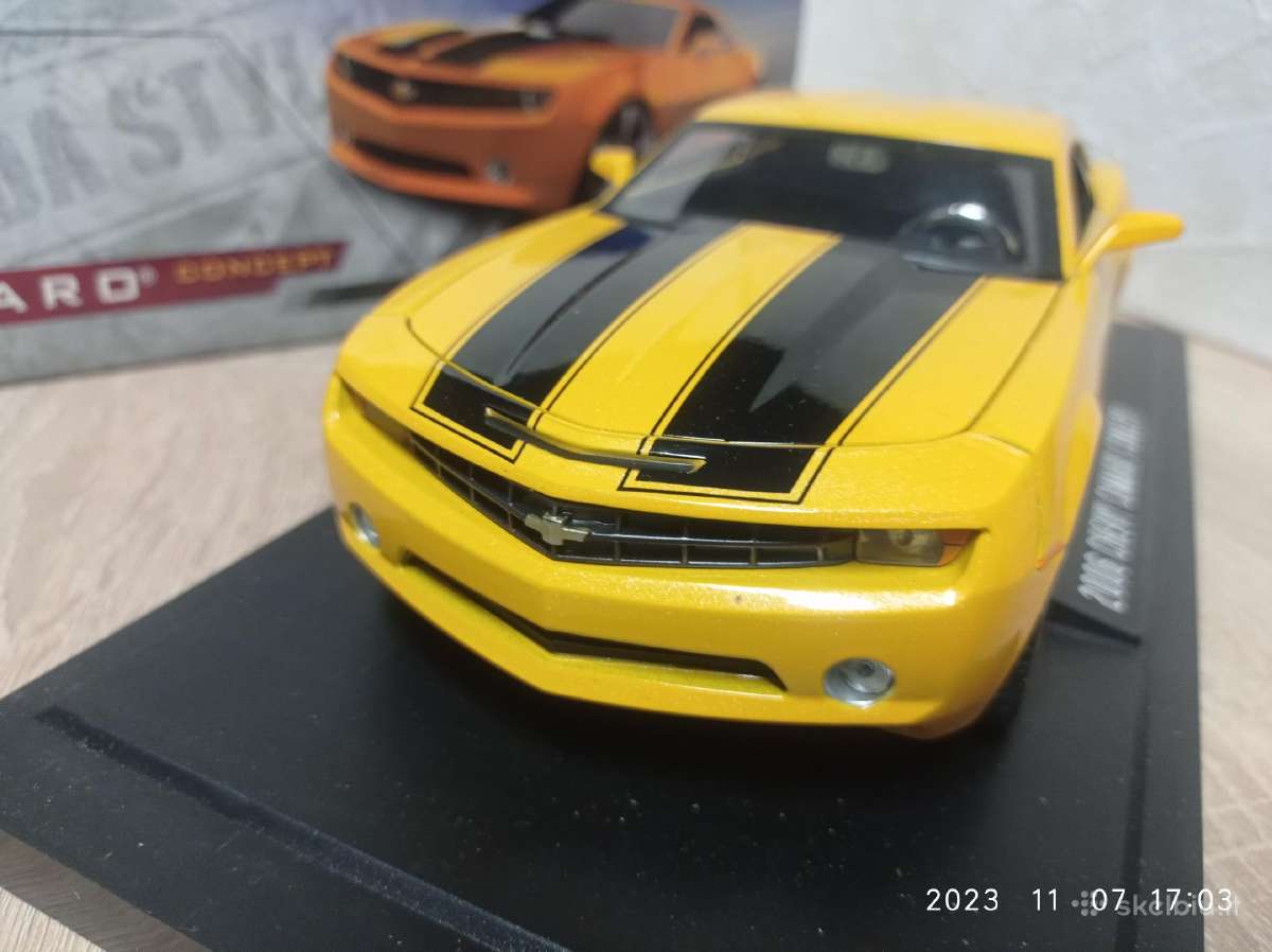 Chevi Camaro 2006m 1:18 - nuotraukos Nr. 4