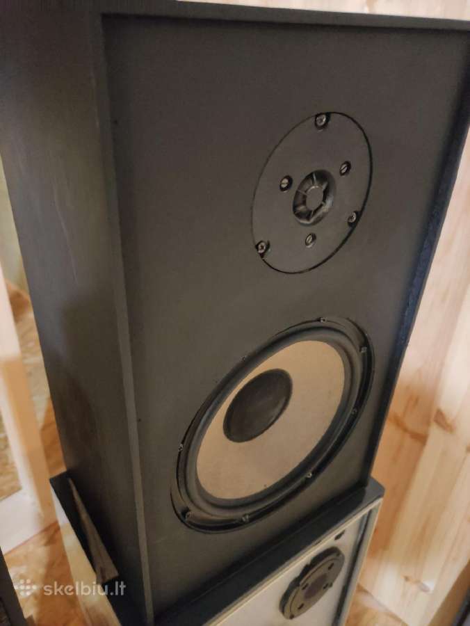 Koloneles su philips garsiakalbiais