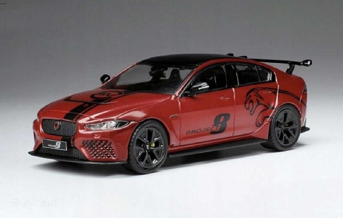 Jaguar Xe
