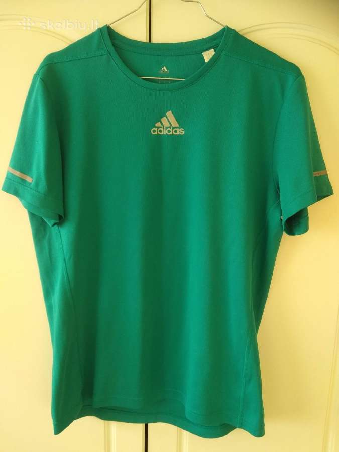 Žali Adidas sportiniai marškinėliai