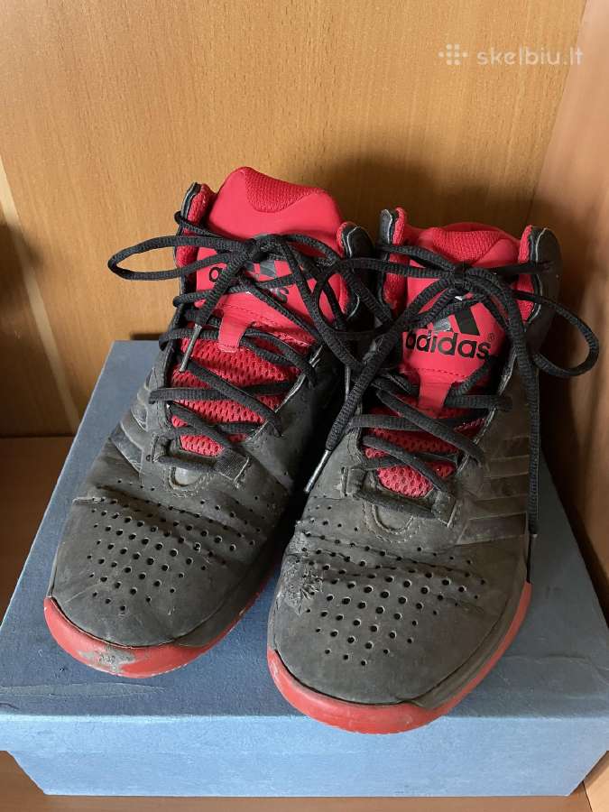 Adidas kedai