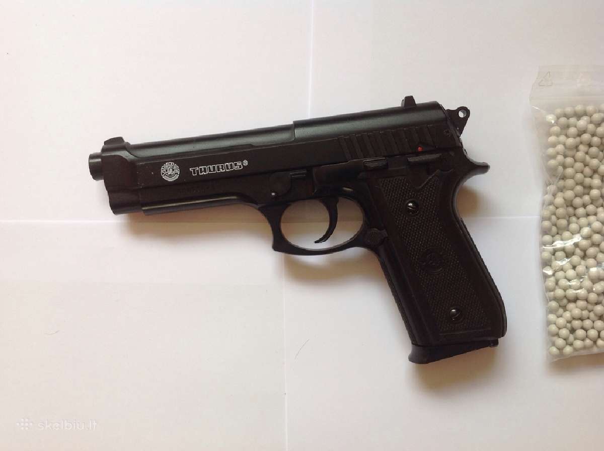 Naudotas airsoft pistoletas Taurus Pt92 vienašūvis - nuotraukos Nr. 2