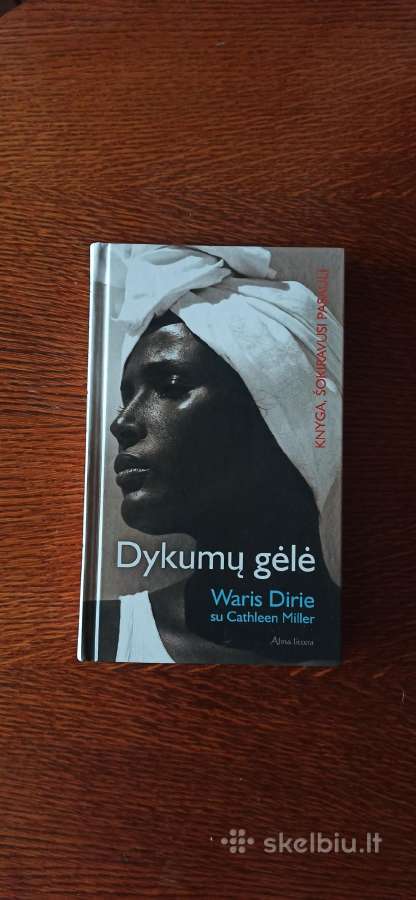 Parduodu knyga"dykumu gėlė"