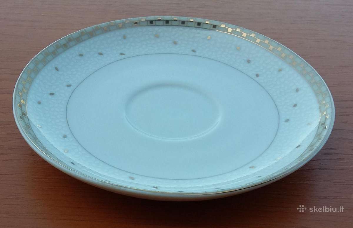 Lėkštė skersmuo 14cm.