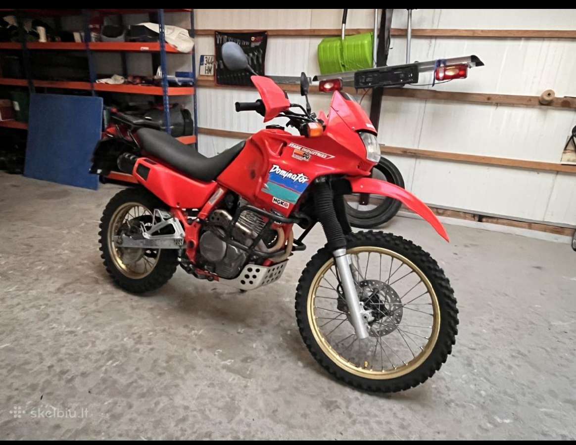 Honda Nx650 dalimis / dalys