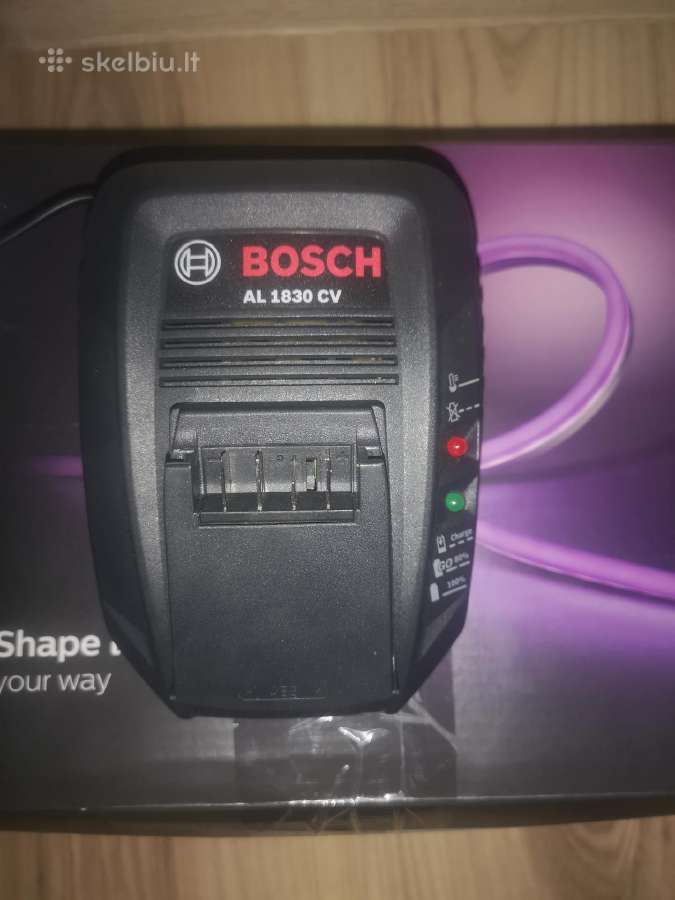 Žalio 18v Bosch pakrovėjas neveikiantis.