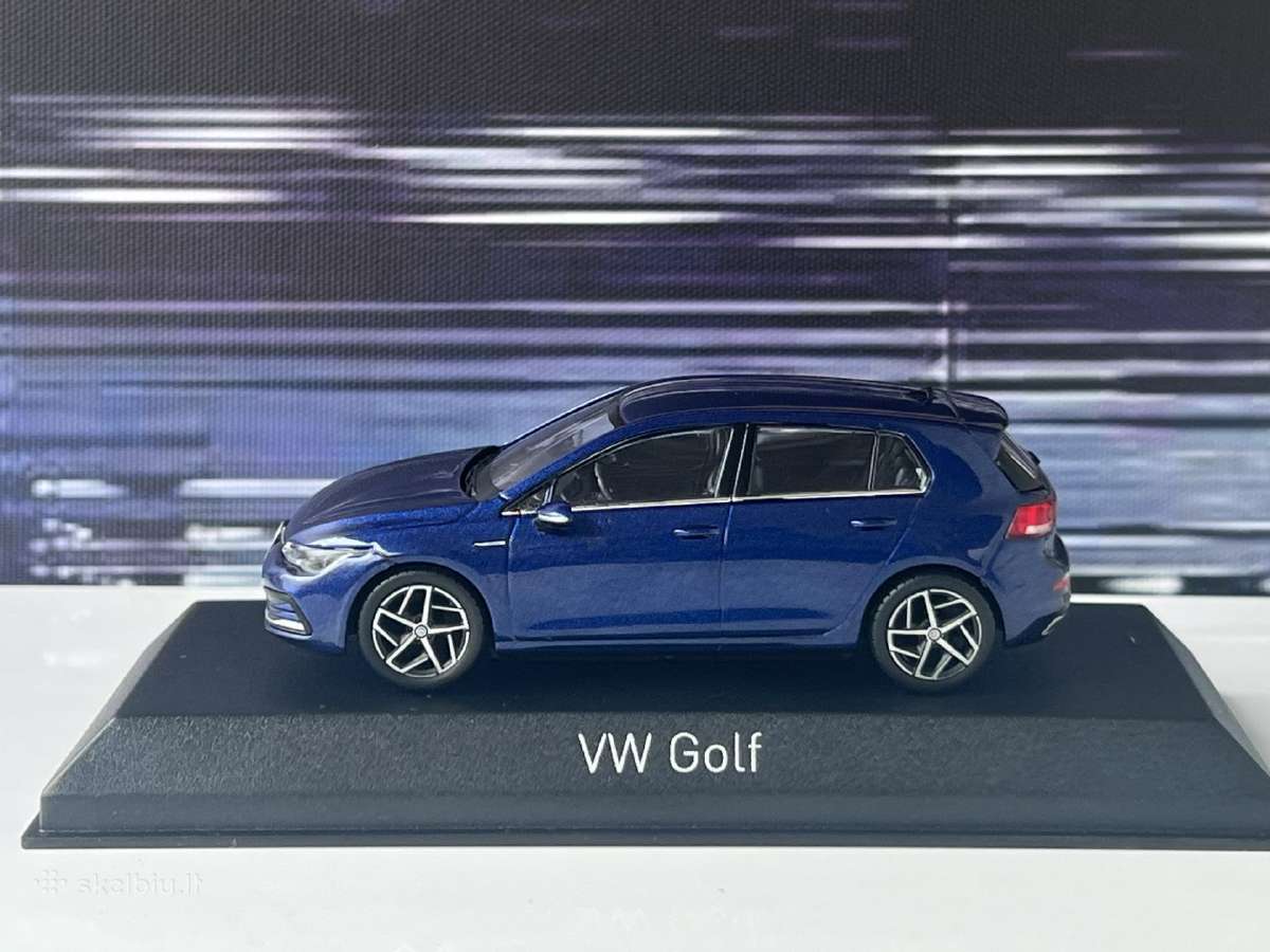 VW Golf VIII 1:43