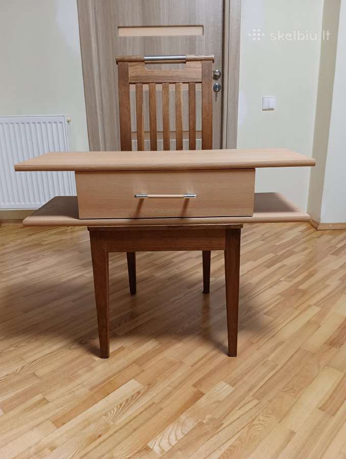 Pakabinama lentyna su stalčiuku