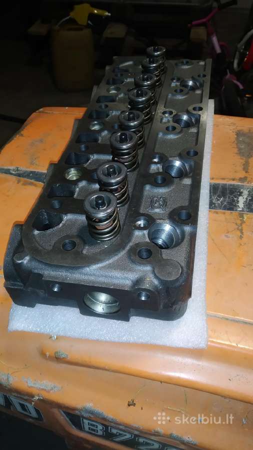 Kubota variklio v1505 galva - nuotraukos Nr. 4