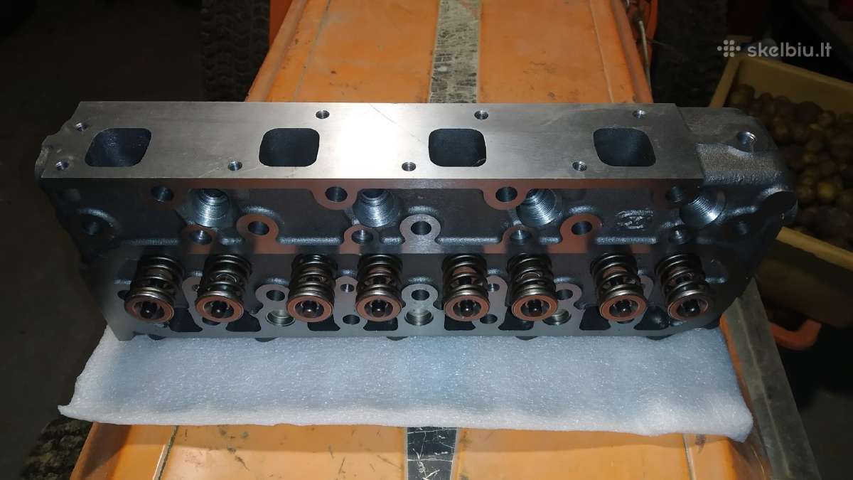 Kubota variklio v1505 galva - nuotraukos Nr. 3