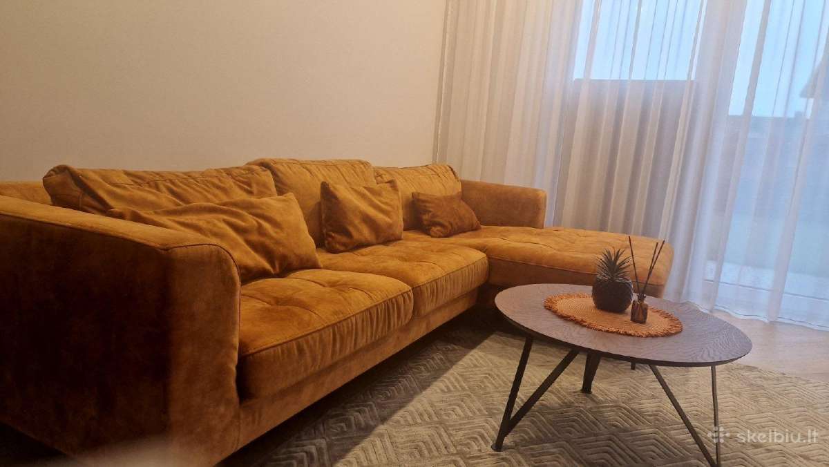 Kampinė sofa