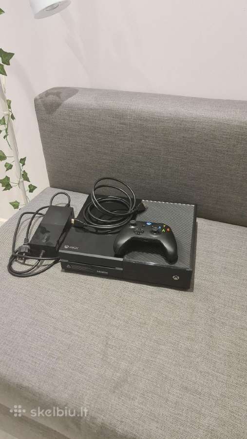 Xbox One konsolė -80€