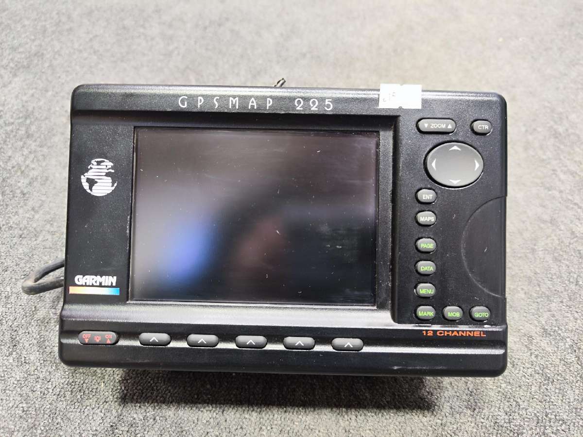 Garmin gpsmap 225 echolotas