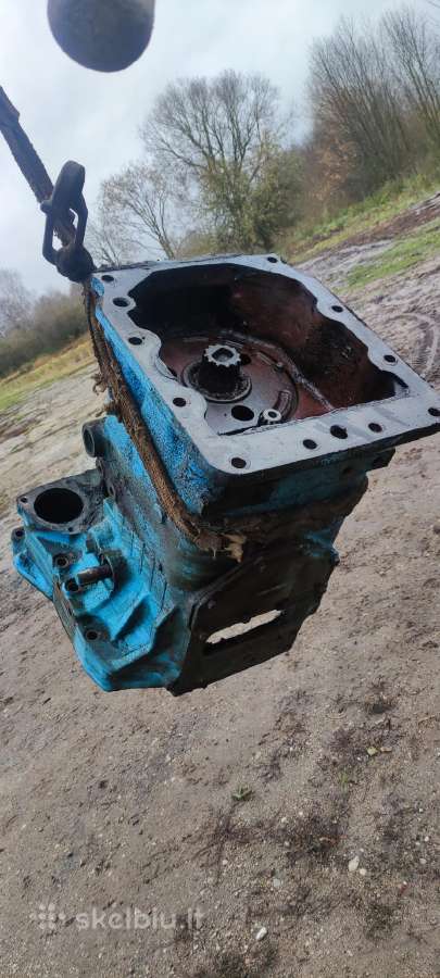 Kabinos Mtz Belarus Belorus dalimis visos Dalys - nuotraukos Nr. 38