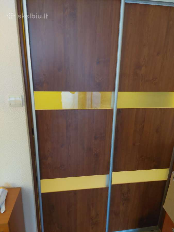 Dyrys stumdomos aukštis2.10-1.25plotis varčia 62cm - nuotraukos Nr. 2