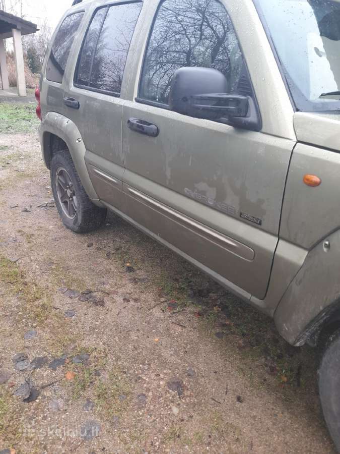 Jeep Cherokee, visureigis Renegase - nuotraukos Nr. 6