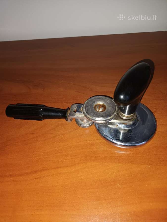 Prietaisas stiklainiams uždaryti