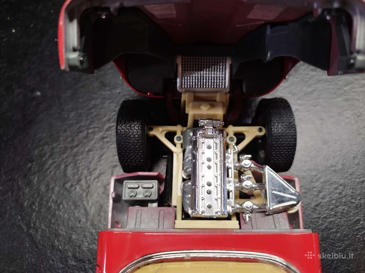 Jaguar E type 1:18 - nuotraukos Nr. 2