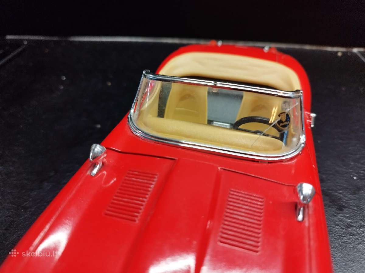 Jaguar E type 1:18 - nuotraukos Nr. 4