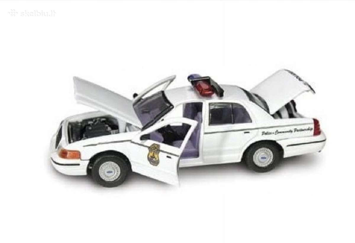 Ford Crown Victoria Police
