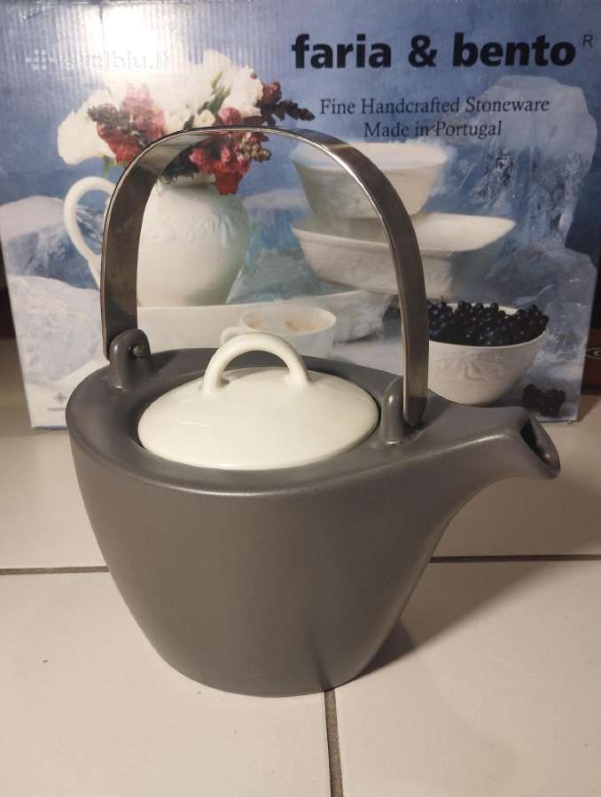 Arbatinukas ir cukrinė, Faria & bento