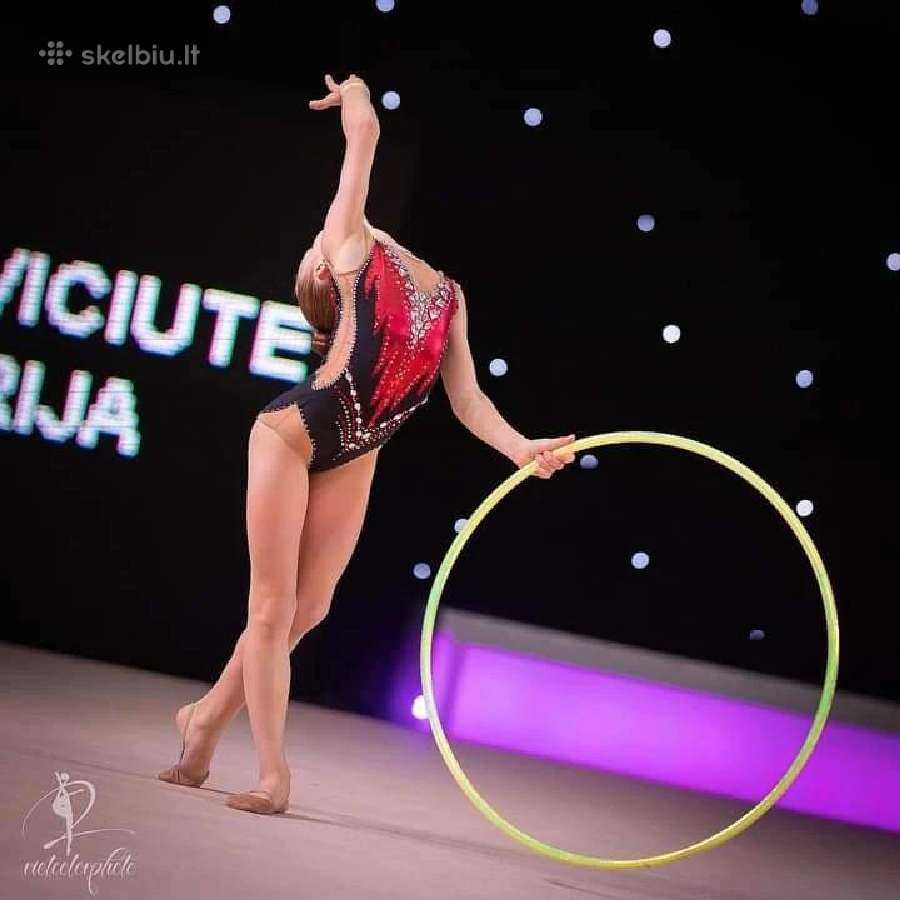 Meninės gimnastiko kostiumelis