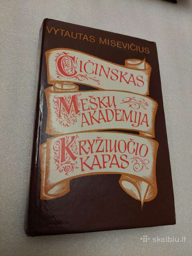 Čičinskas* Meškų akademija* Kryžiuočio kapas