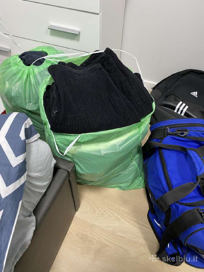 8kg džinsų ir kelnių