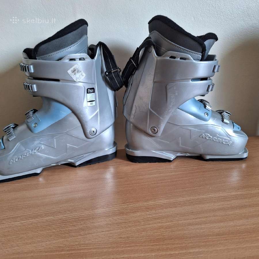 Batai 40, 45 dydžiai, po 30 € - nuotraukos Nr. 2
