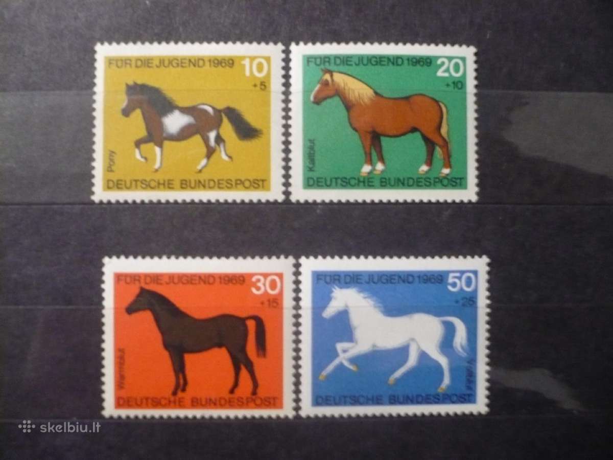 1969 m. jaunimo nakvynės namai – arkliai Mhn