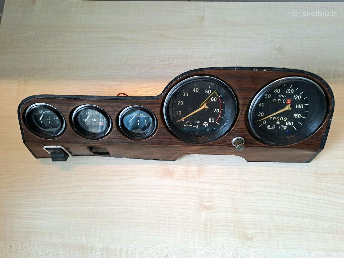 Vaz 2103 prietaisų skydelis