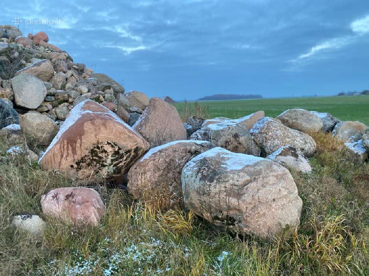 Įvairių dydžių lauko akmenys - nuotraukos Nr. 4