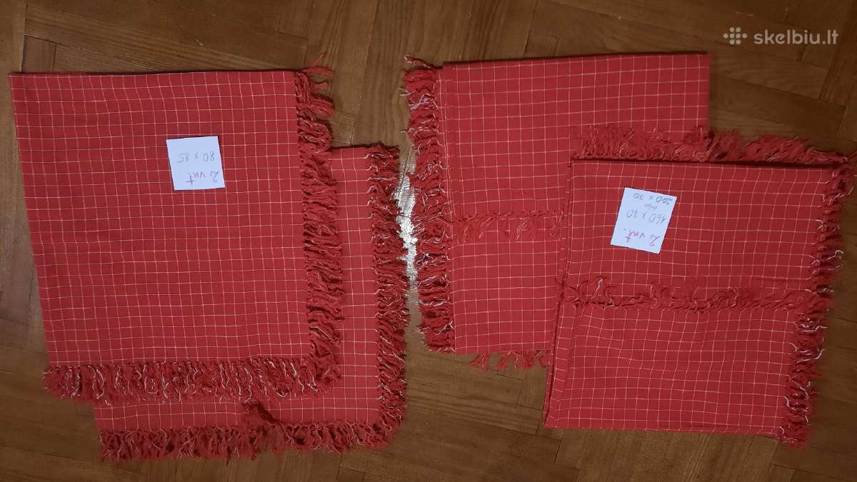 Uzuolaida ir dvi staltiesės