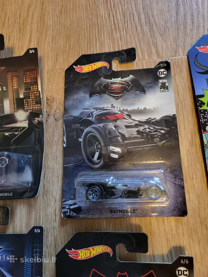 Hot Wheels Batman Batmobile Series modeliukai - nuotraukos Nr. 4