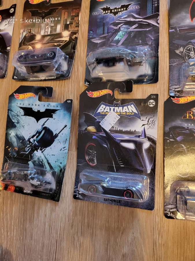 Hot Wheels Batman Batmobile Series modeliukai - nuotraukos Nr. 9