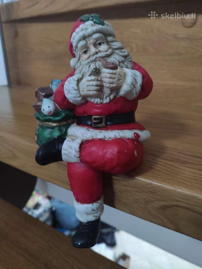 Kalėdų Senelio statulėlė