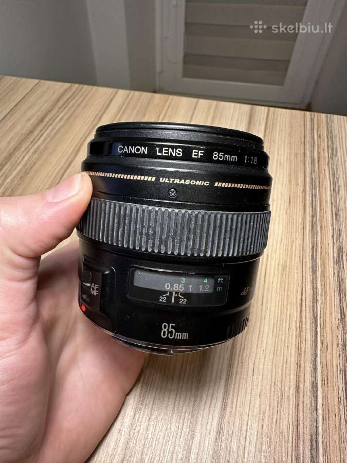 Canon Ef 85mm f/1.8 Usm
