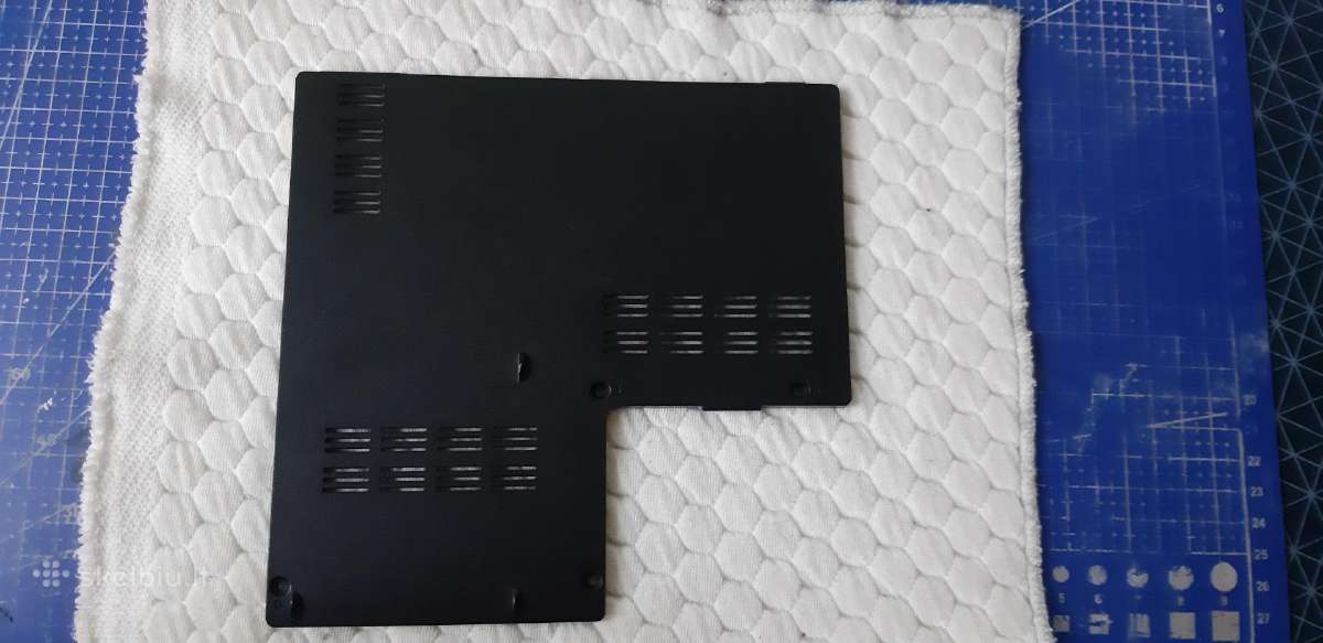 Asus K72d HDD ir RAM dangtelis - nuotraukos Nr. 2