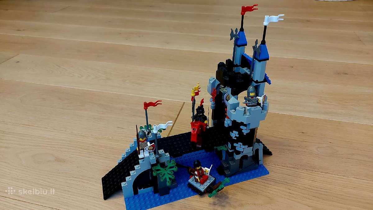 Lego 6078 Royal Drawbridge - nuotraukos Nr. 2