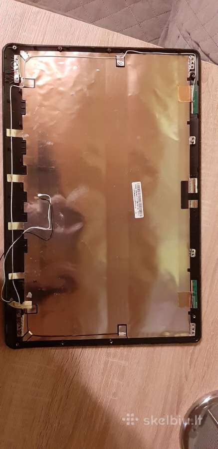 Asus K72d ekrano dangtis