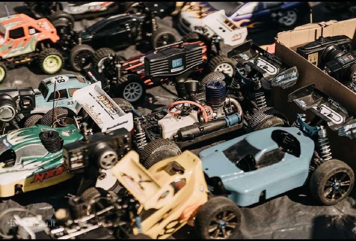 RC Radio bangų valdomų automodelių šrotas