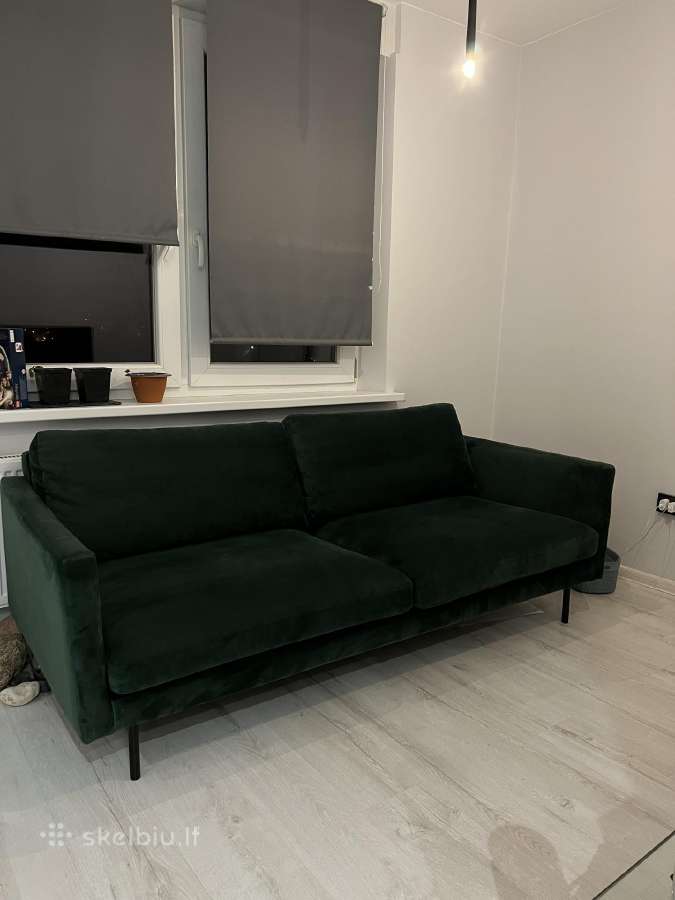Smaragdines spalvos sofa - nuotraukos Nr. 2