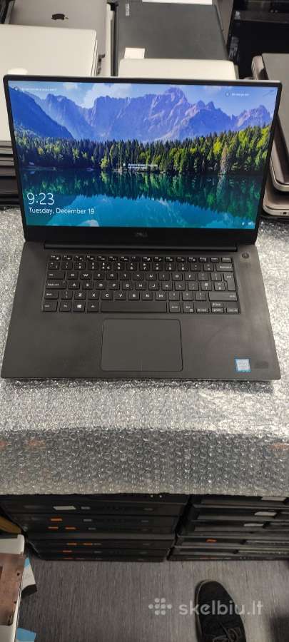 Precision 5520 15.6 Fhd I7-6820hq 16gb 512gb M1200