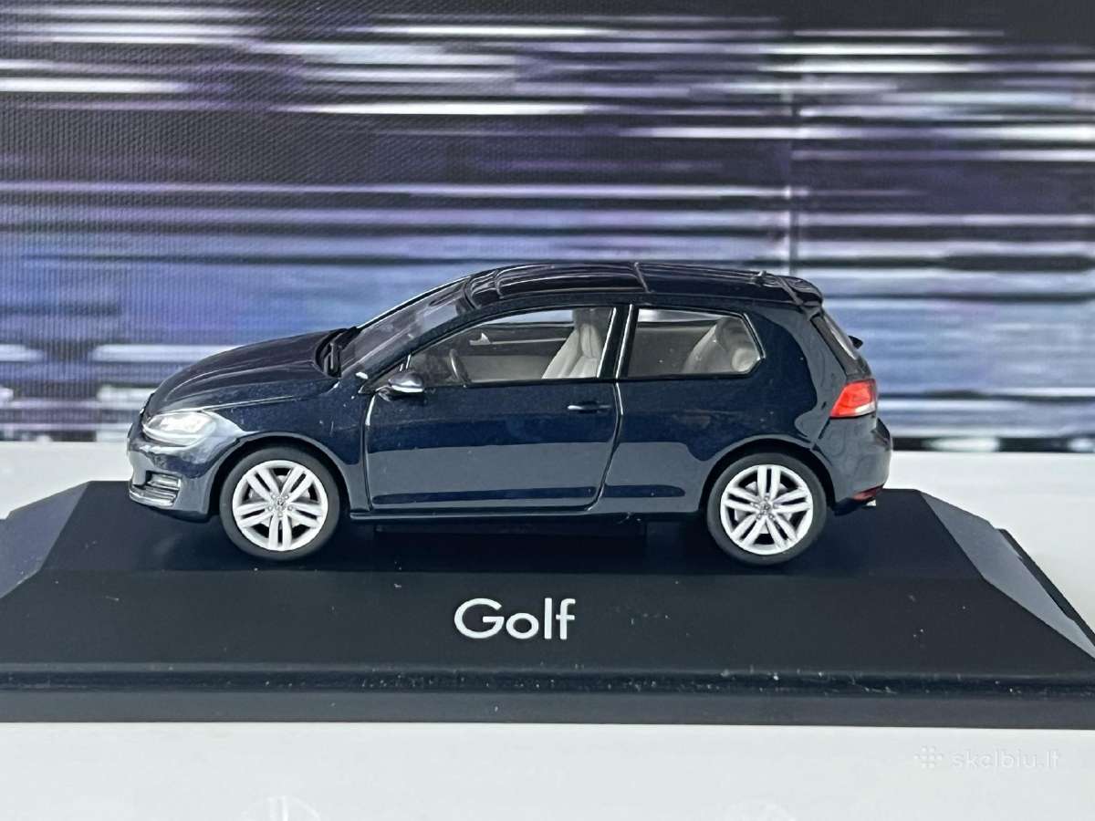 VW Golf VII 1:43