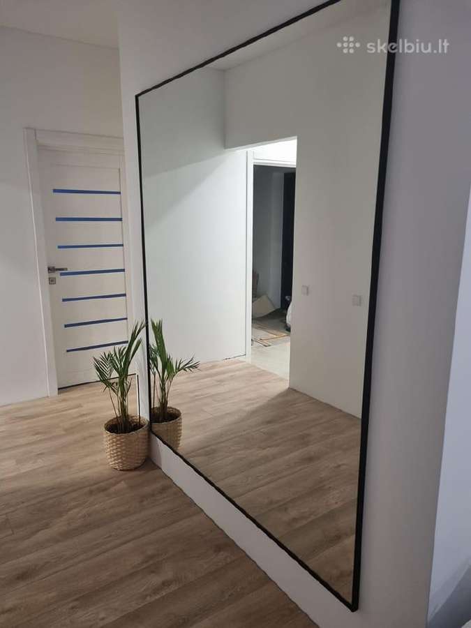 Veidrodžiai su juodu rėmu – pagal jūsų norus!