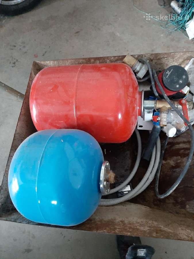 Parduodu vandentiekio isepletimo indus hidrofora