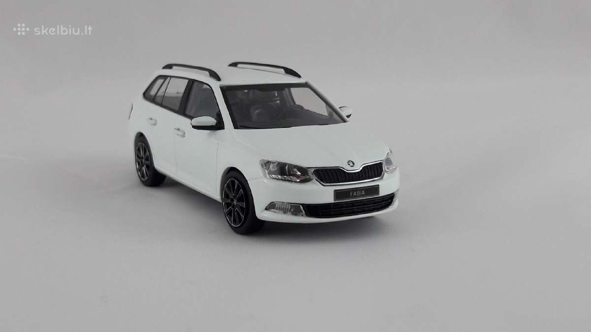 1/43 modeliukai Škoda Fabia Mk3 2014-2018 combi - nuotraukos Nr. 3