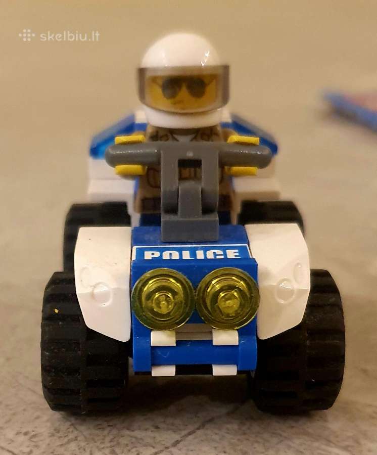 Lego City 4437 policijos persekiojimas. - nuotraukos Nr. 5